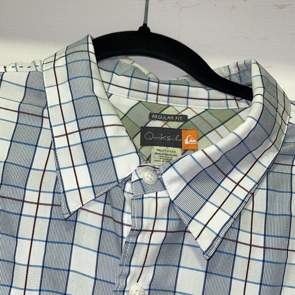 NWOT- quicksilver regular fit, XXL , check button up ,collared ,shirt - Picture 2 of 6